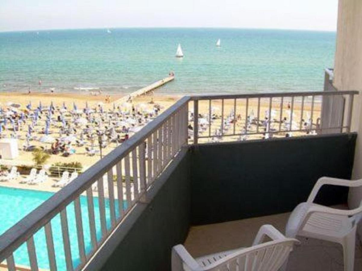Hotel Condor Lido di Jesolo Exterior foto