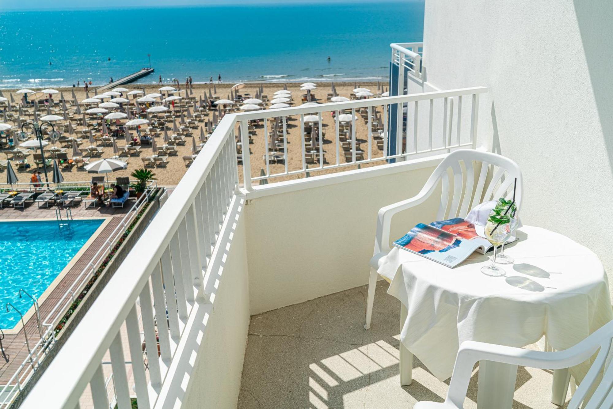 Hotel Condor Lido di Jesolo Exterior foto